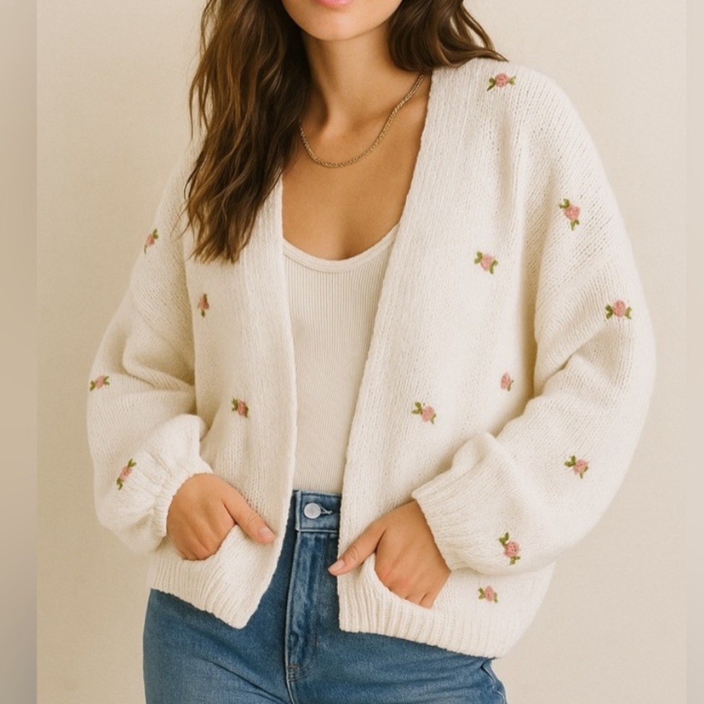 Fanm Mon Hand Knit Cream Cardigan with Rosebud Embroidery NWT Size XL